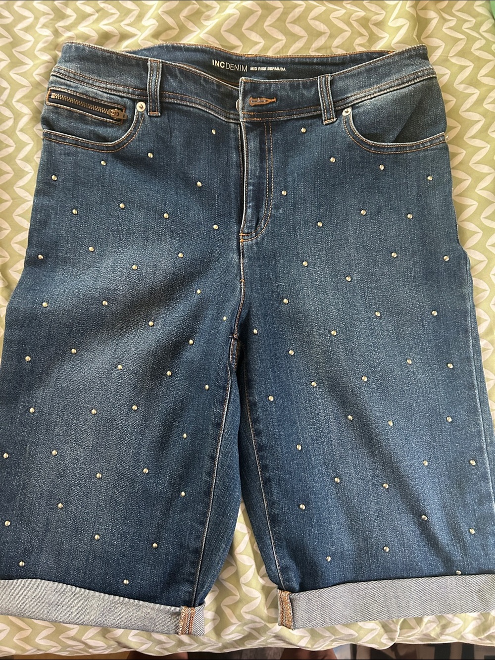NEW never worn INC International Concepts Blue Studded Boyfriend Bermuda Jeans